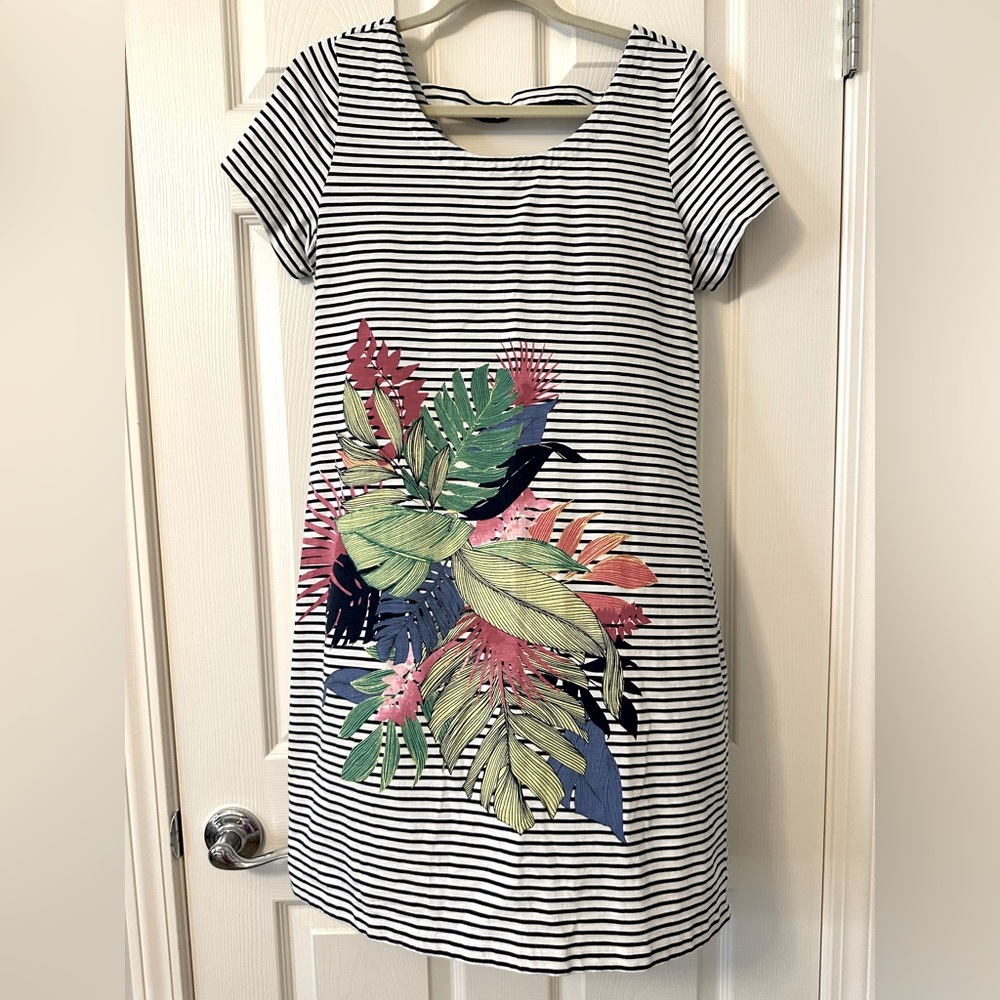 Tommy Bahama T-shirt dress